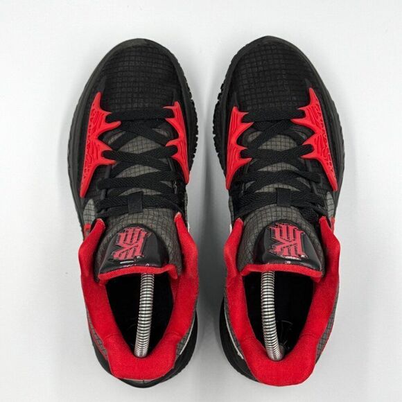 Nike Kyrie Low 4 EP 'Bred' - Picture 3 of 8
